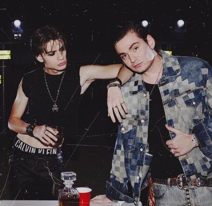 Nuevo sencillo de Los Esquivel lleva su sonido más&nbsp;allá.